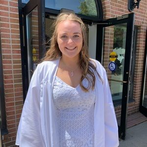 Meet your Posher, Ellen